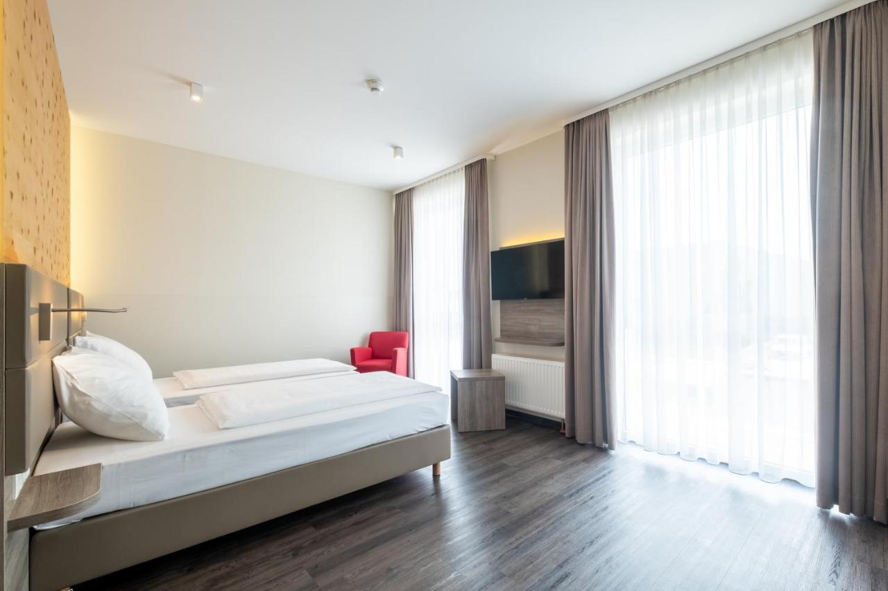 Amaro Hotel Бергкирхен Экстерьер фото