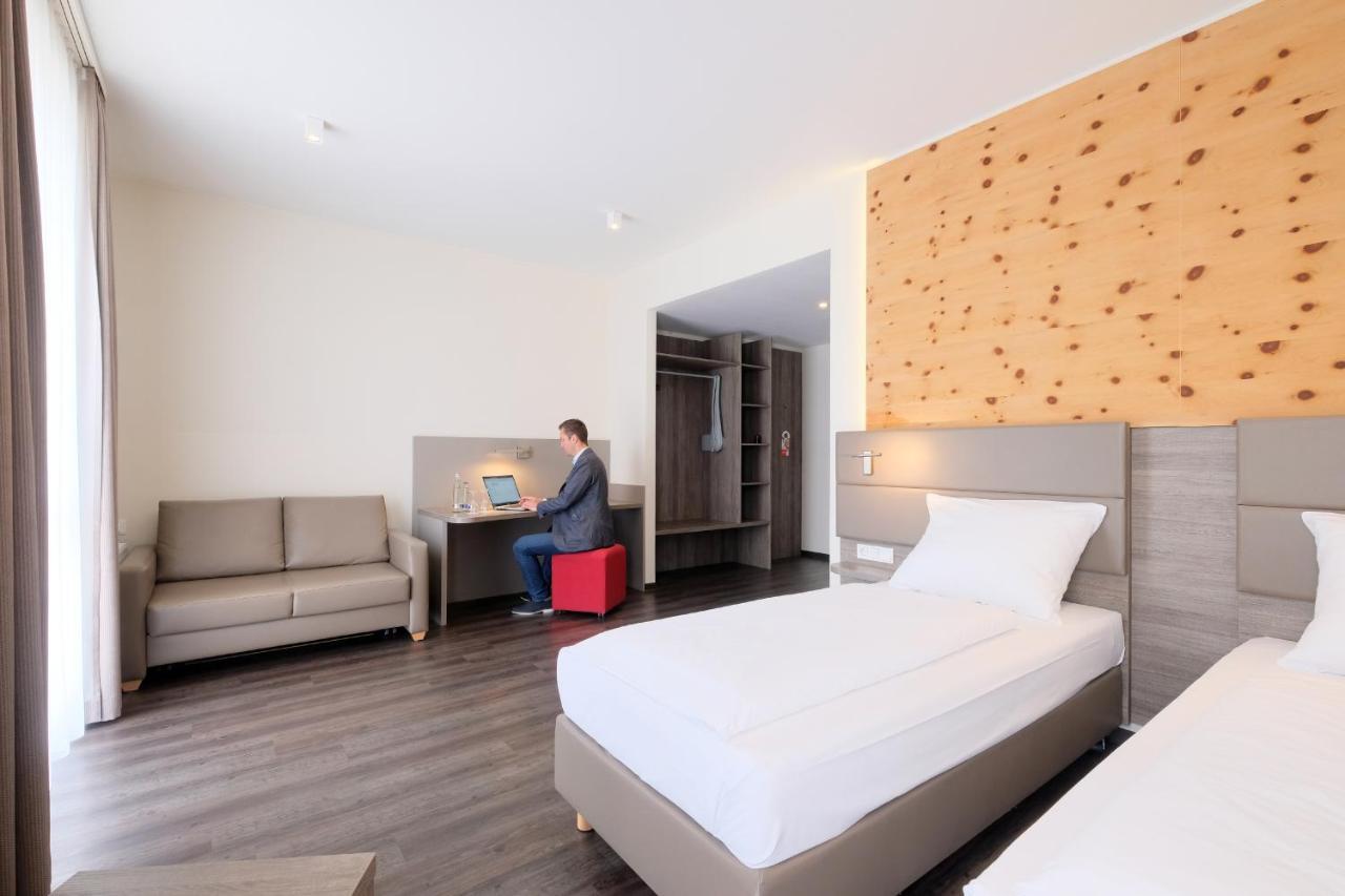 Amaro Hotel Бергкирхен Экстерьер фото