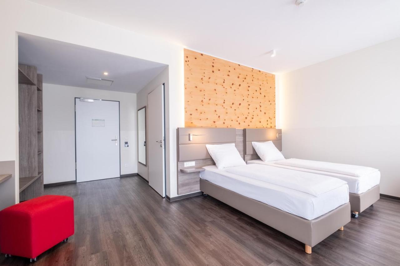 Amaro Hotel Бергкирхен Экстерьер фото